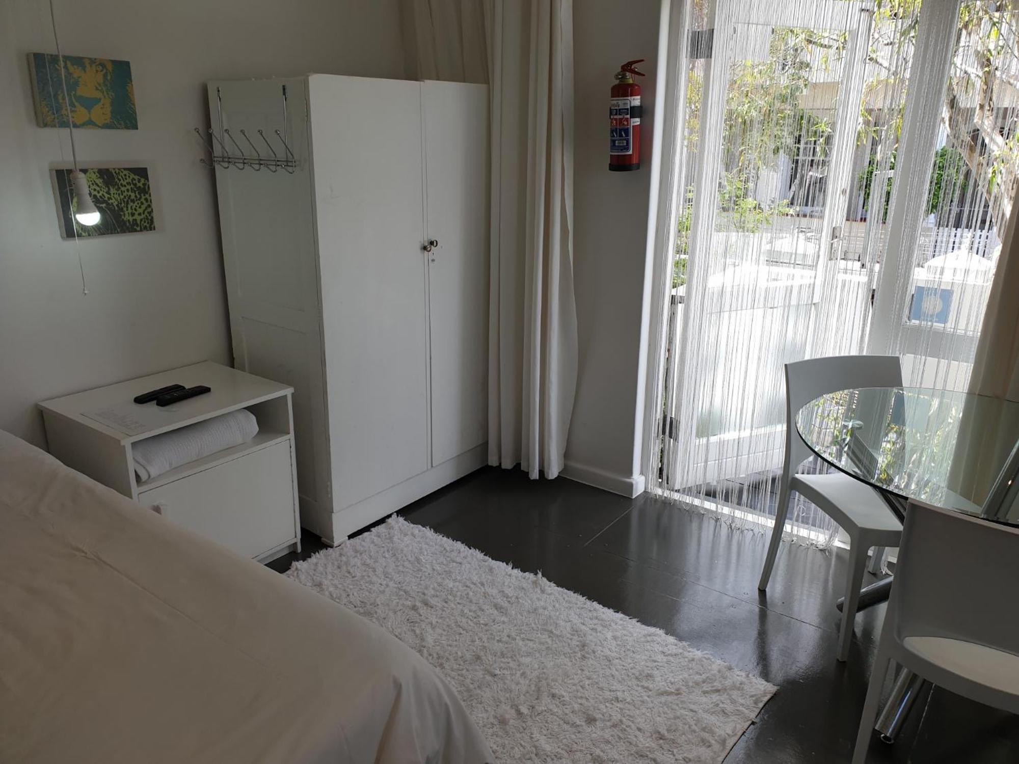 4 On Highworth Apartments And Studios Cape Town Dış mekan fotoğraf