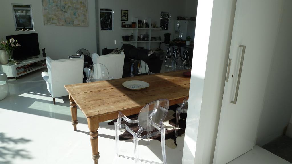 4 On Highworth Apartments And Studios Cape Town Oda fotoğraf