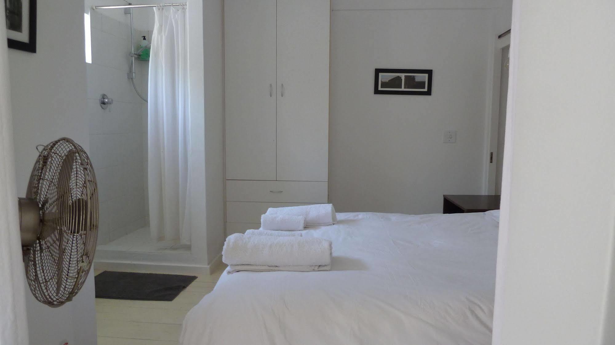 4 On Highworth Apartments And Studios Cape Town Dış mekan fotoğraf