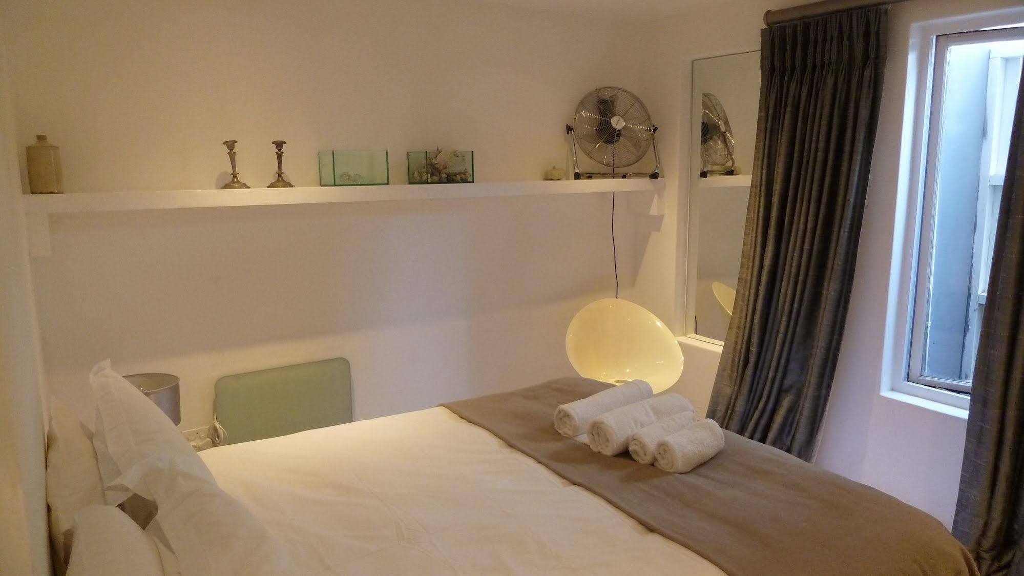 4 On Highworth Apartments And Studios Cape Town Dış mekan fotoğraf